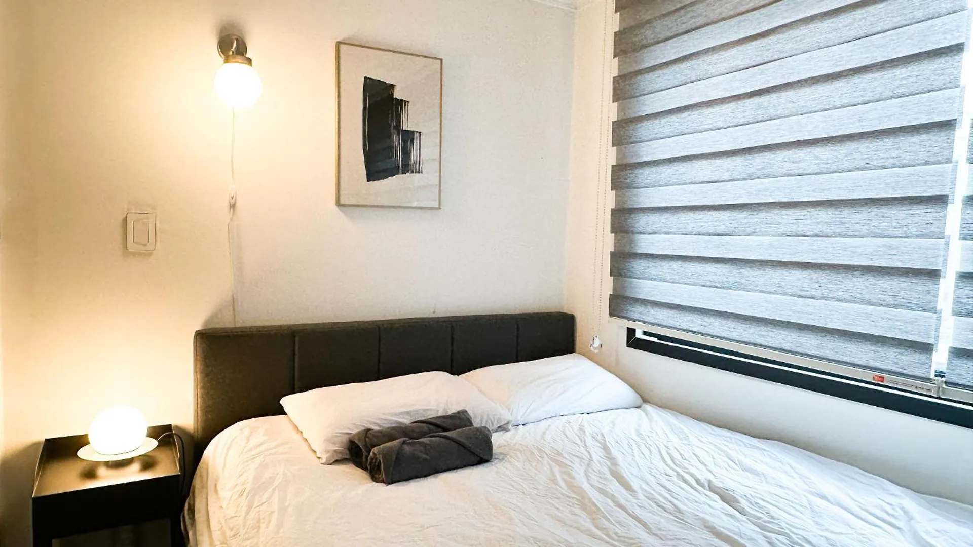 3Br Jong-Ro Family House, 4Beds, 6 People Apartment Seoul South Korea